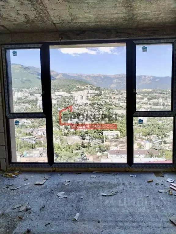 3-к кв. Крым, Ялта ул. Красноармейская, 36Бк3 (201.6 м) - Фото 2