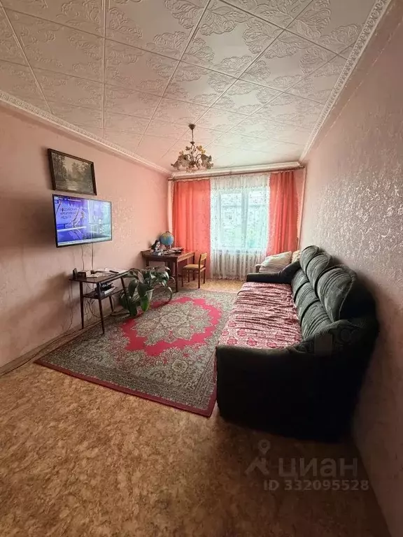 2-к кв. Саратовская область, Красноармейск 5-й мкр, 5 (45.3 м) - Фото 1