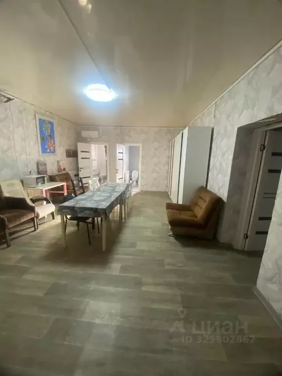 Дом в Ростовская область, Батайск Сальская ул. (120 м) - Фото 1