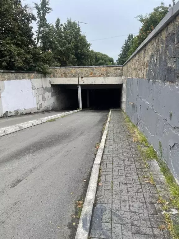 Гараж в Челябинская область, Челябинск ул. Коммуны (15 м) - Фото 1