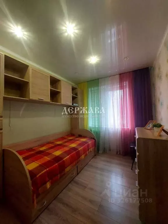 Комната Белгородская область, Старый Оскол Интернациональный мкр, 45 ... - Фото 1