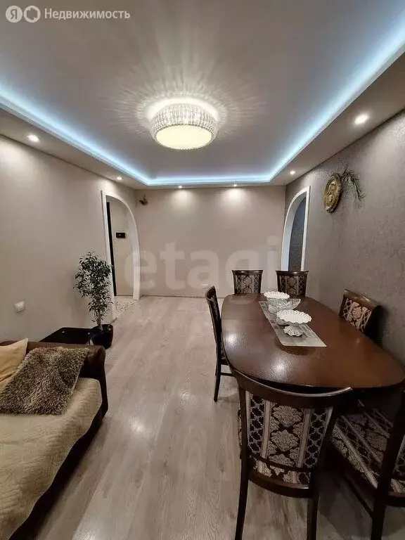 3-комнатная квартира: Нижний Новгород, Витебская улица, 9 (69 м) - Фото 1