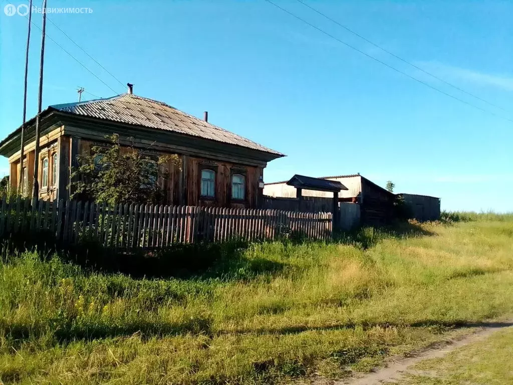 дом в село изъедугино, центральная улица (32 м) - Фото 1