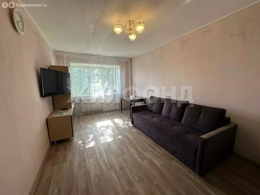 3-комнатная квартира: Искитим, микрорайон Подгорный, 7 (61.5 м) - Фото 1