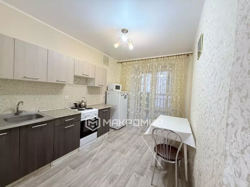 1-к кв. Татарстан, Казань ул. Азата Аббасова, 8 (33.0 м) - Фото 1