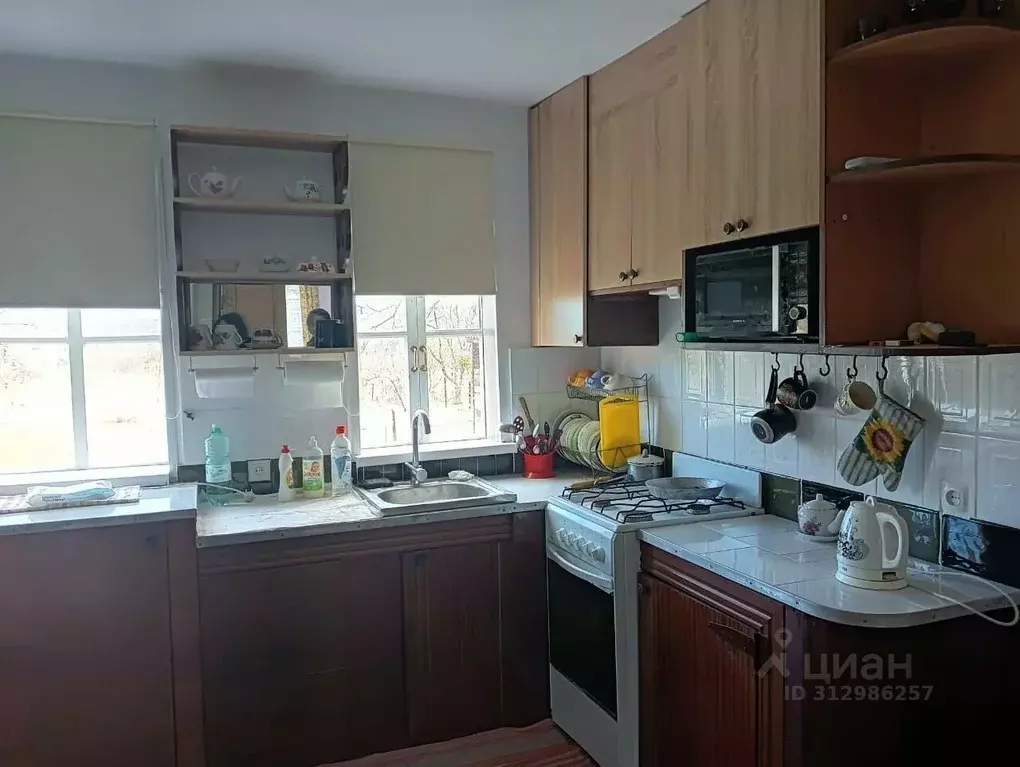 Дом в Краснодарский край, Северский район, Ильское городское ... - Фото 1