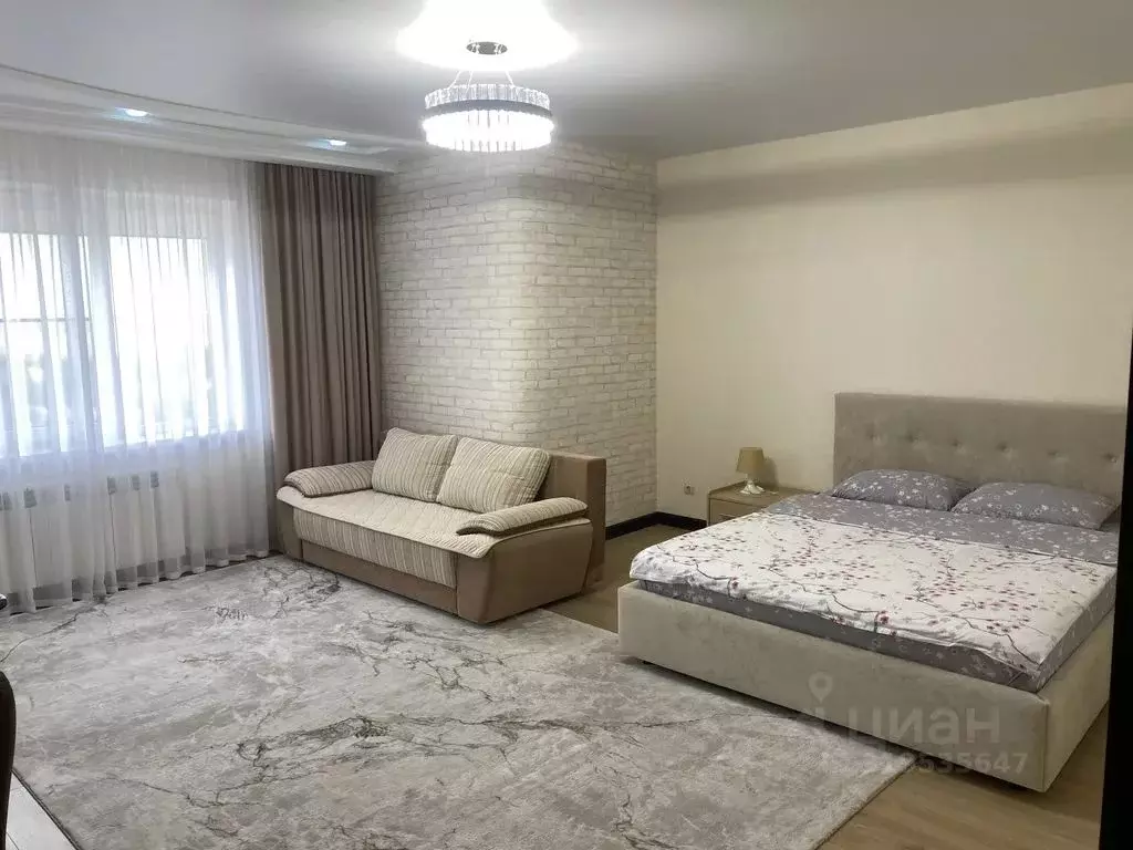 2-к кв. Калмыкия, Элиста ул. Ю. Клыкова, 77 (90.0 м) - Фото 1