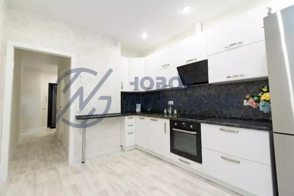 3-к кв. Омская область, Омск ул. Куйбышева, 113к1 (83.4 м) - Фото 1