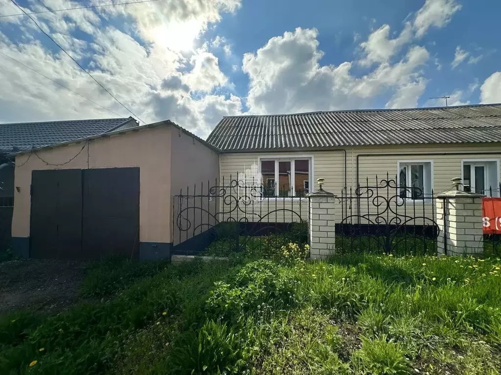 Дом в Воронежская область, Рамонь рп ул. Мичурина, 5 (81 м) - Фото 1