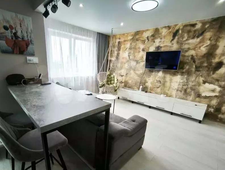 2-к. квартира, 50 м, 7/14 эт. - Фото 1