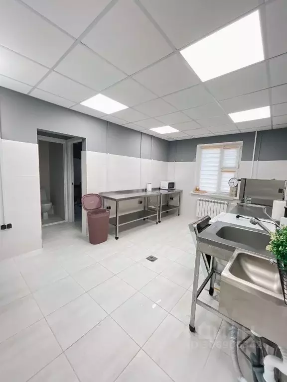 Помещение свободного назначения в Ямало-Ненецкий АО, Ноябрьск ул. ... - Фото 1