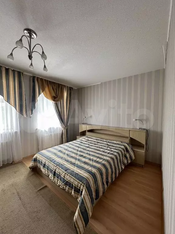 2-к. квартира, 77 м, 4/9 эт. - Фото 1