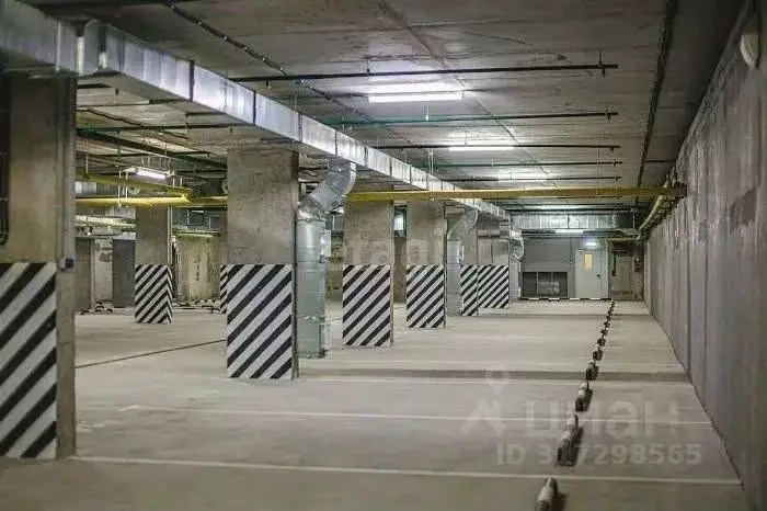Гараж в Свердловская область, Екатеринбург ул. Шейнкмана, 88 (15 м) - Фото 0