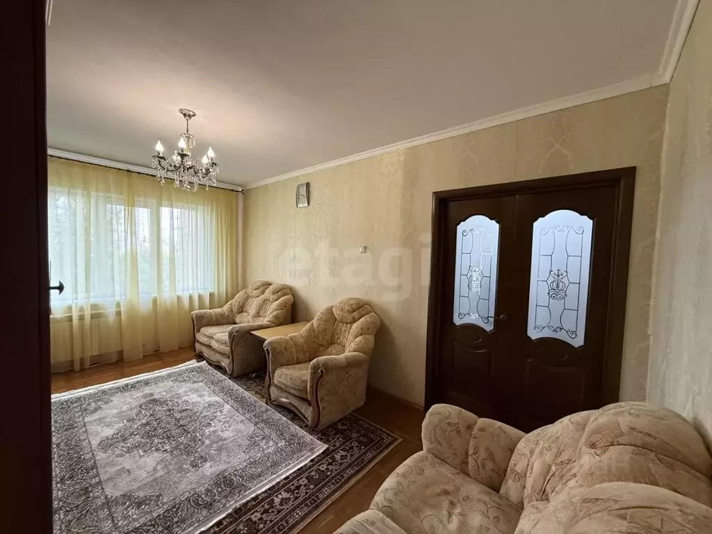 4-к кв. Белгородская область, Белгород ул. Щорса, 38 (76.8 м) - Фото 1