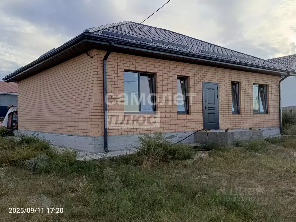 Дом в Калмыкия, Элиста  (120 м) - Фото 0