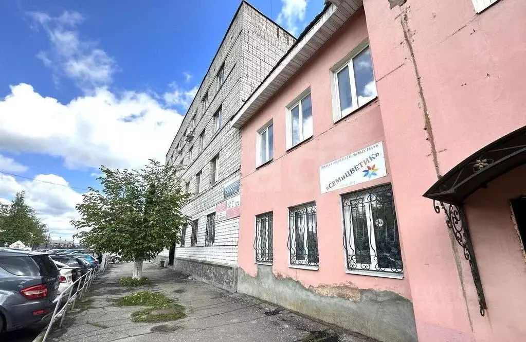 Помещение свободного назначения в Владимирская область, Ковров ул. ... - Фото 1