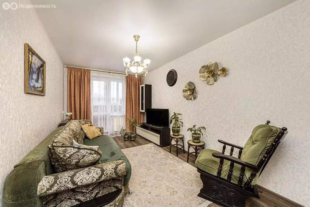 1-комнатная квартира: Челябинск, Солнечная улица, 13 (32 м) - Фото 1