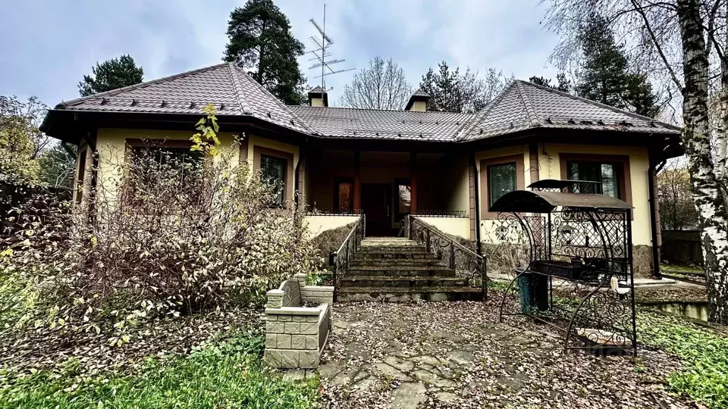 Дом в Московская область, Люберцы городской округ, Малаховка пгт ул. ... - Фото 1