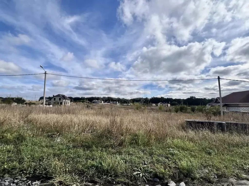 Участок в Белгородская область, Белгородский муниципальный округ, с. ... - Фото 1