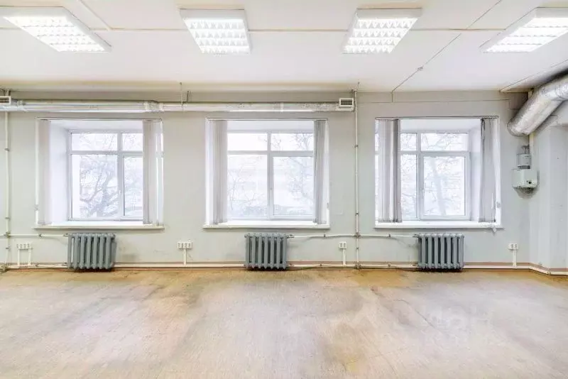 Склад в Санкт-Петербург Уральская ул., 19к8 (71 м) - Фото 1