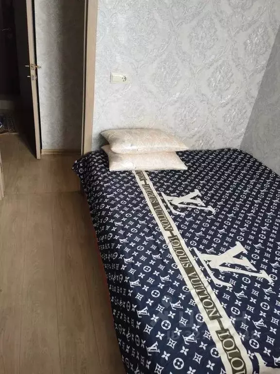 2-к кв. Омская область, Омск просп. Карла Маркса, 71 (35.0 м) - Фото 1