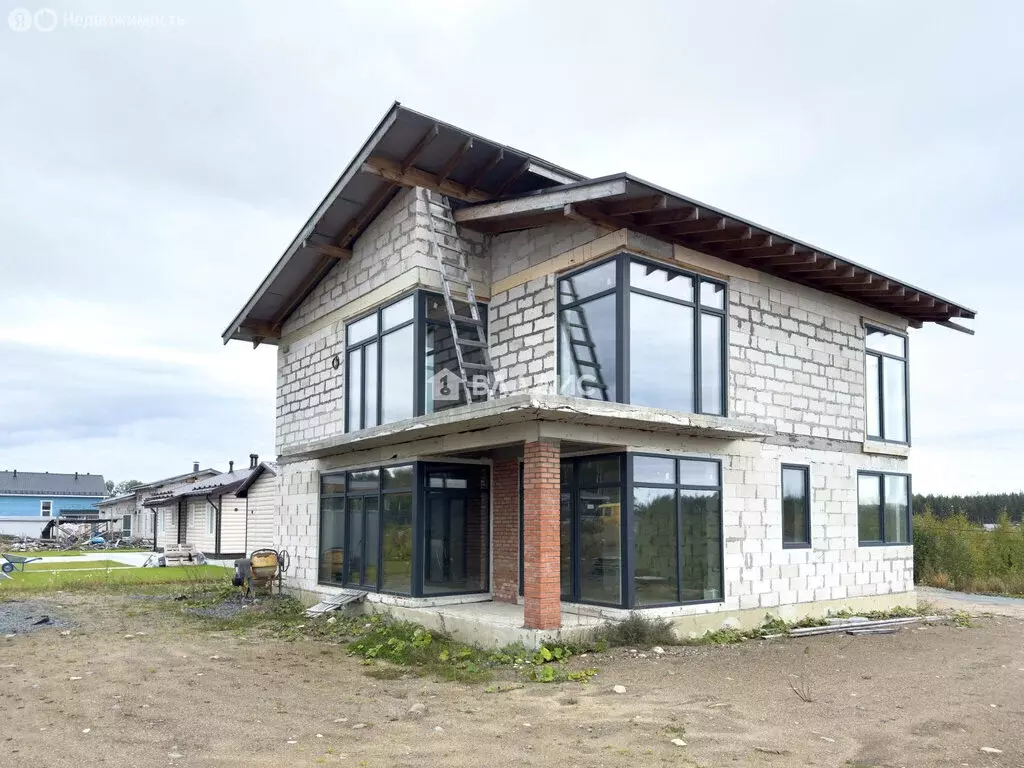 Дом в Петрозаводск, Кварцитный проезд, 5 (241.4 м) - Фото 1