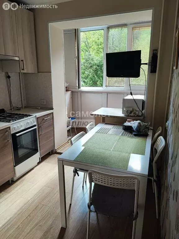 2-комнатная квартира: Туапсе, улица Судоремонтников, 64 (38 м) - Фото 1