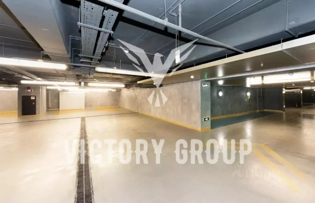 Гараж в Москва Поклонная ул., 9 (17 м) - Фото 1