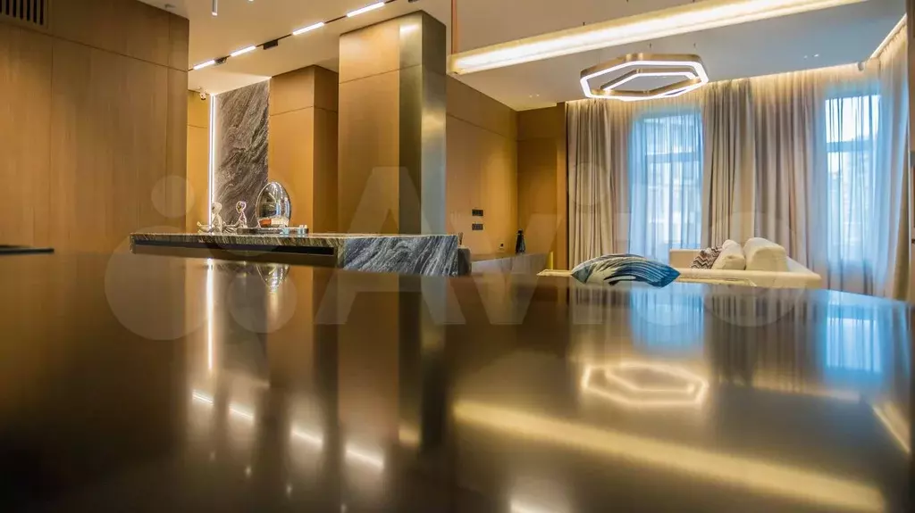 2-к. квартира, 100 м, 2/8 эт. - Фото 1