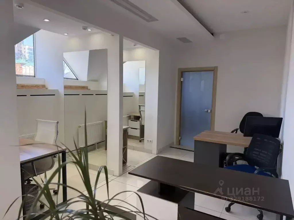 Офис в Пермский край, Пермь ул. Куйбышева, 10 (50 м) - Фото 1