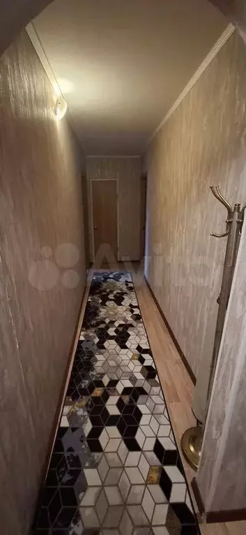 3-к. квартира, 60 м, 1/5 эт. - Фото 0