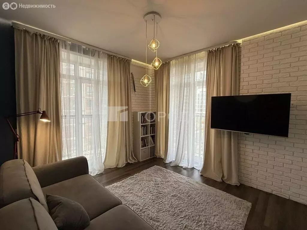 3-комнатная квартира: Новосибирск, улица Шевченко, 19/1к1 (70.4 м) - Фото 1