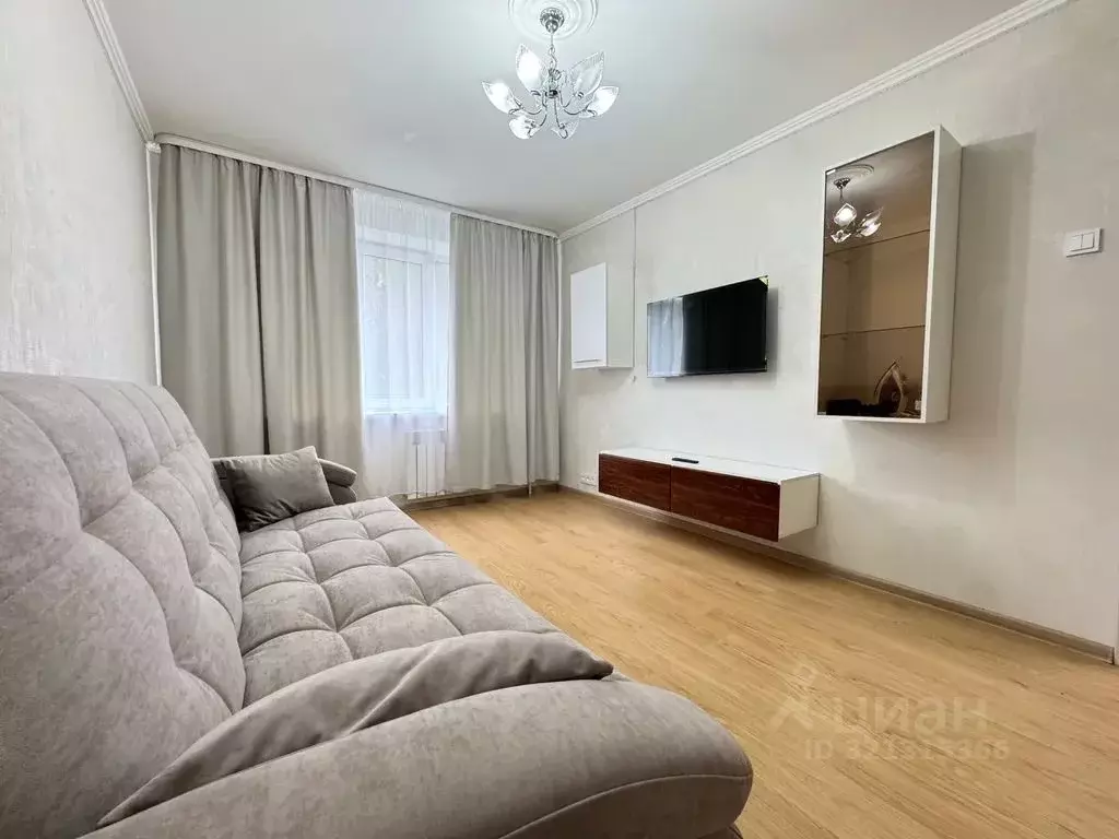 1-к кв. Чувашия, Чебоксары просп. Тракторостроителей, 59 (35.0 м) - Фото 1