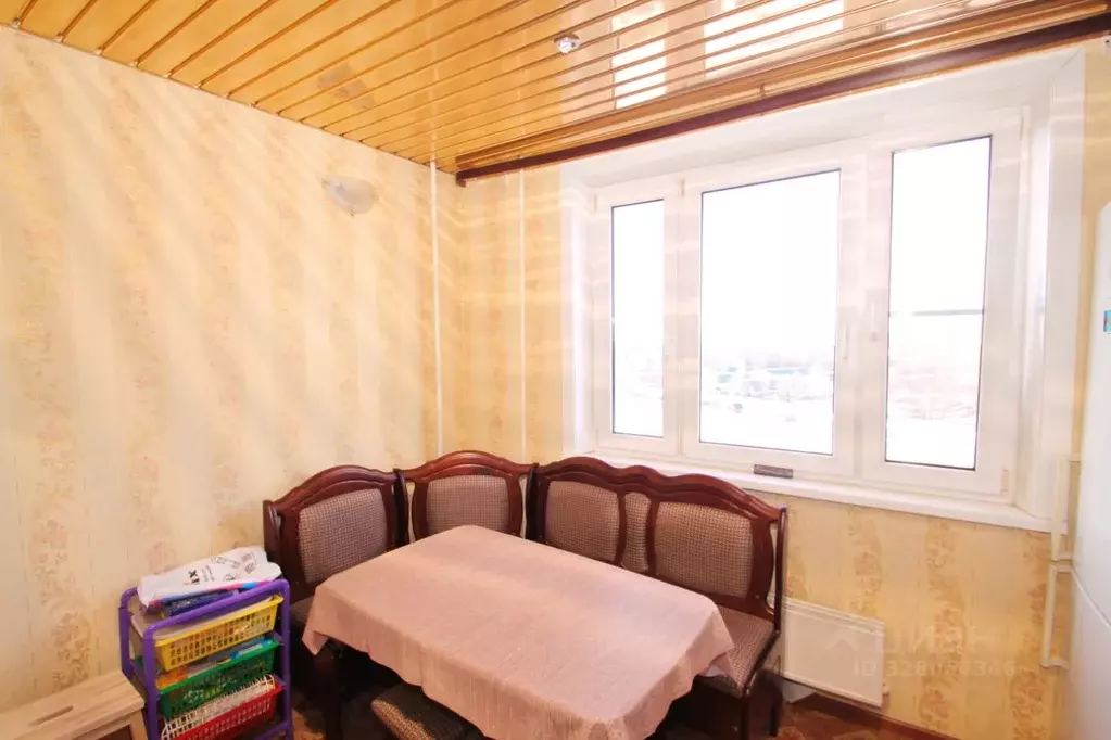 2-к кв. Московская область, Серпухов Весенняя ул., 8 (56.4 м) - Фото 2