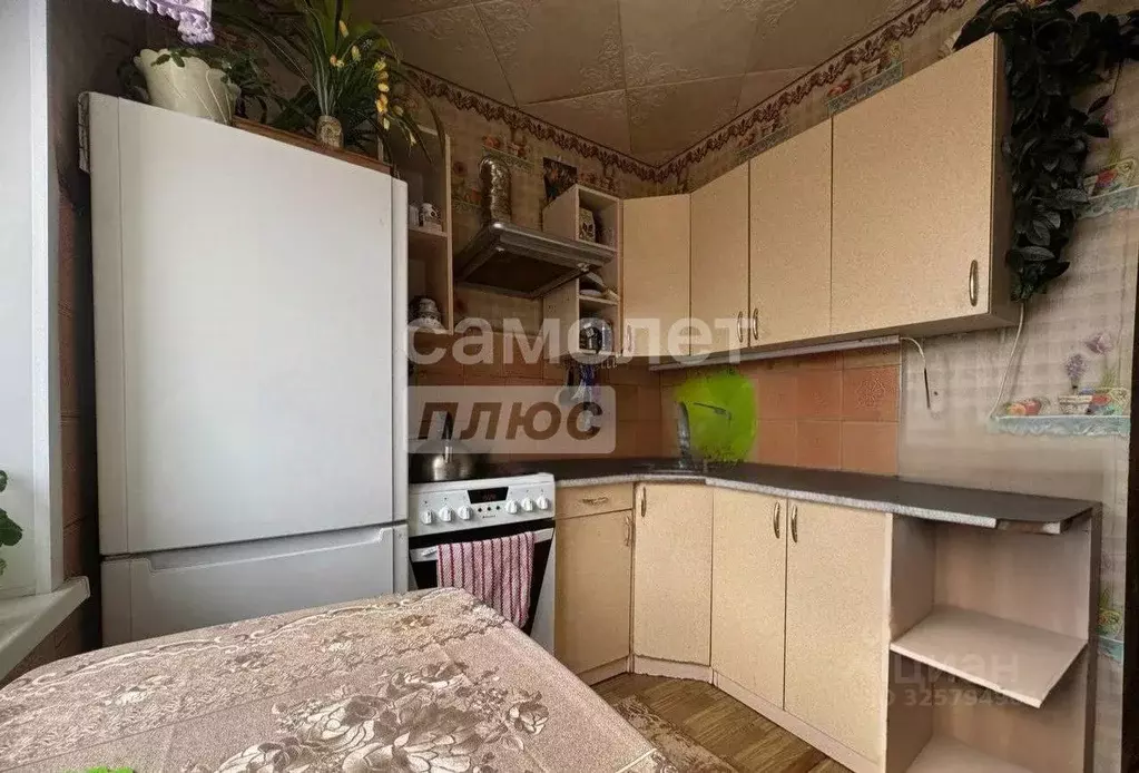 2-к кв. Свердловская область, Артемовский ул. Ленина, 14 (45.5 м) - Фото 1