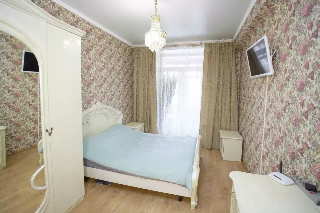 2-к кв. Свердловская область, Екатеринбург ул. Генеральская, 12 (55.0 ... - Фото 1