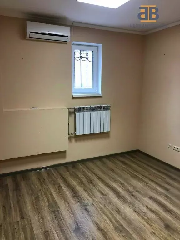Офис в Севастополь ул. Корсунская, 33 (14 м) - Фото 1