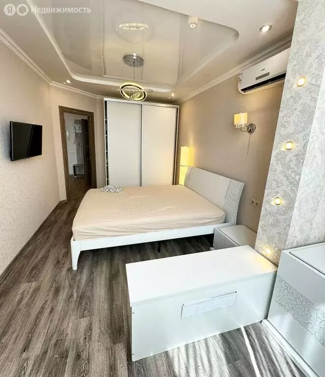 1-комнатная квартира: Новороссийск, проспект Ленина, 52 (42 м) - Фото 0