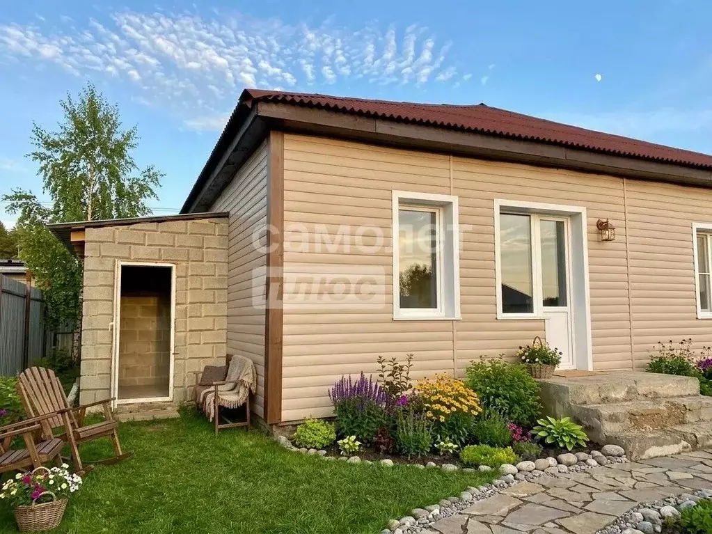 Дом в Иркутская область, Черемхово ул. 2-я Позднякова, 7 (136 м) - Фото 1