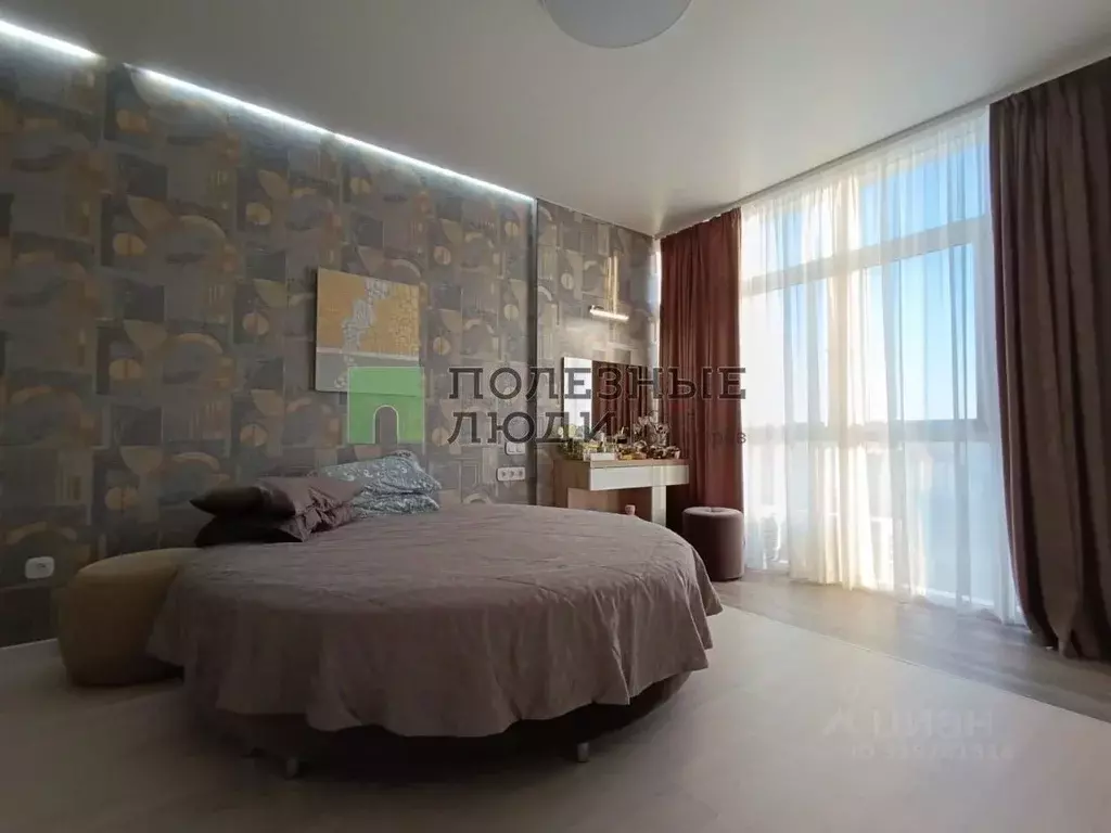 3-к кв. Башкортостан, Уфа Коммунистическая ул., 78 (71.9 м) - Фото 0