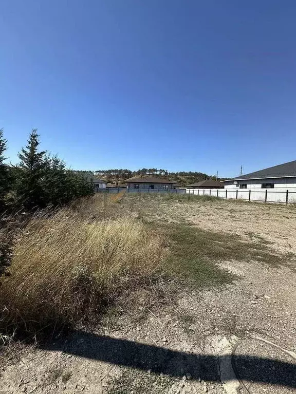 Участок в Крым, Симферопольский район, с. Мирное 6 (9.2 сот.) - Фото 1