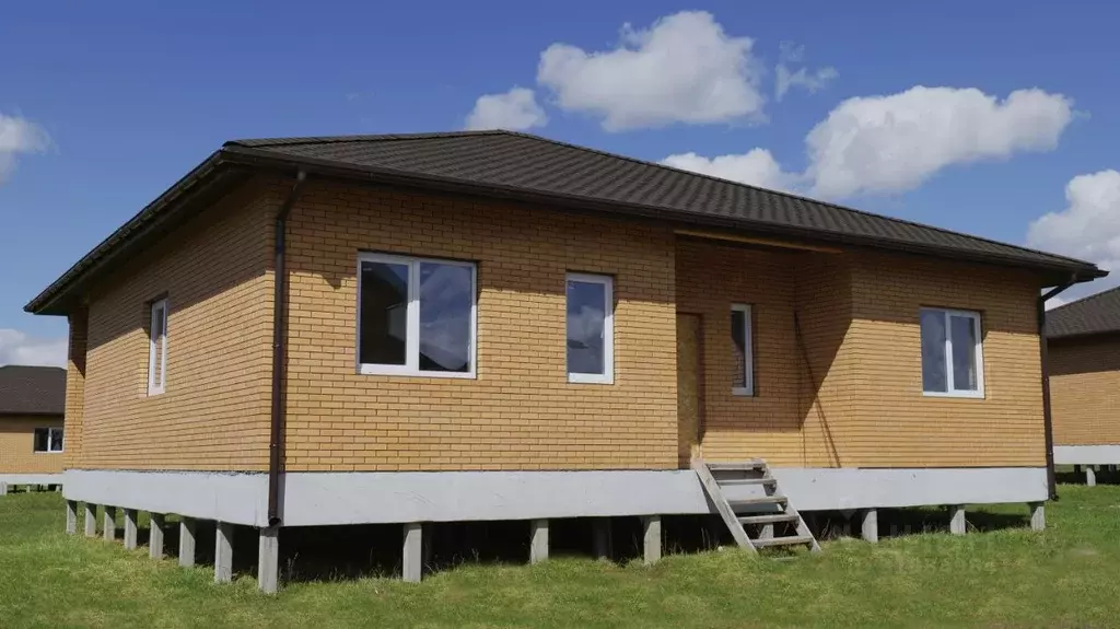 Коттедж в Тульская область, Щекинский район, Крапивенское с/пос, пос. ... - Фото 1