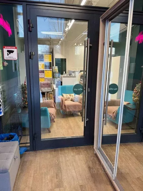 Торговая площадь в Свердловская область, Екатеринбург ул. ... - Фото 2