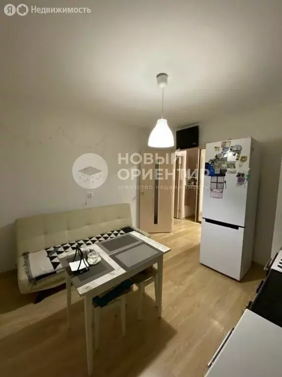 1-комнатная квартира: Екатеринбург, улица Репина, 68 (42.6 м) - Фото 2