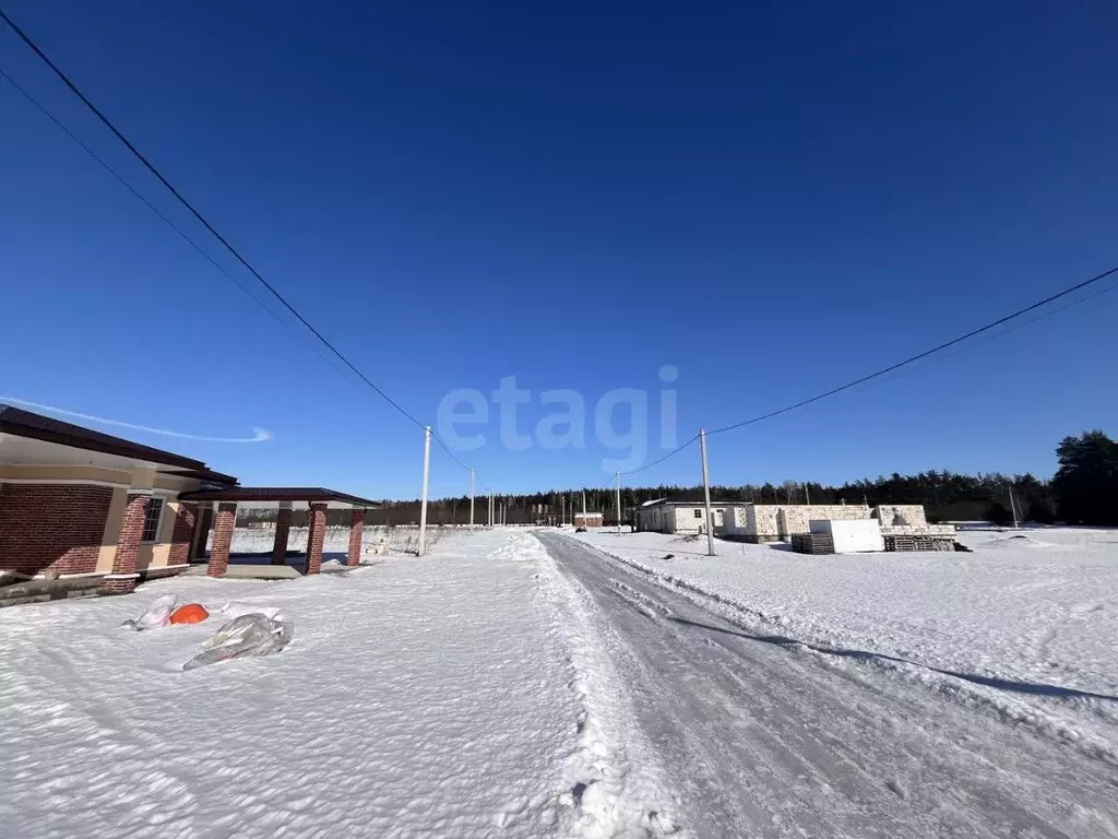 Участок в Белгородская область, Старооскольский городской округ, с. ... - Фото 2