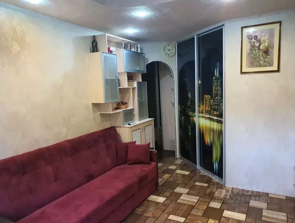 1-к кв. Псковская область, Новосокольники Партизанская ул., 12 (26.0 ... - Фото 2