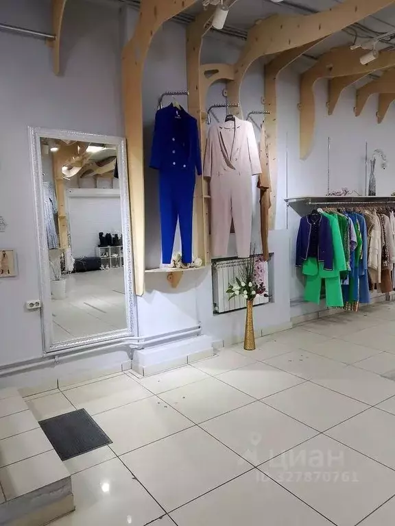 Торговая площадь в Хакасия, Абакан ул. Кирова, 112/1 (180 м) - Фото 1