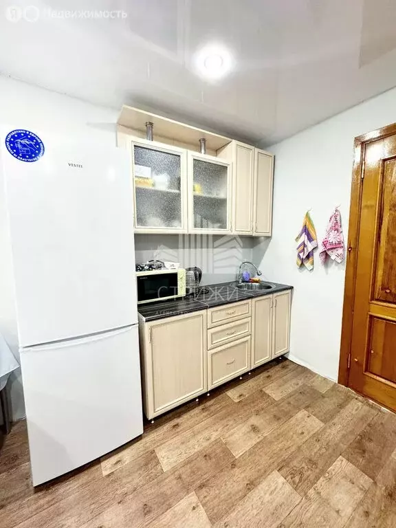 1к в 20-комнатной квартире (19 м) - Фото 1