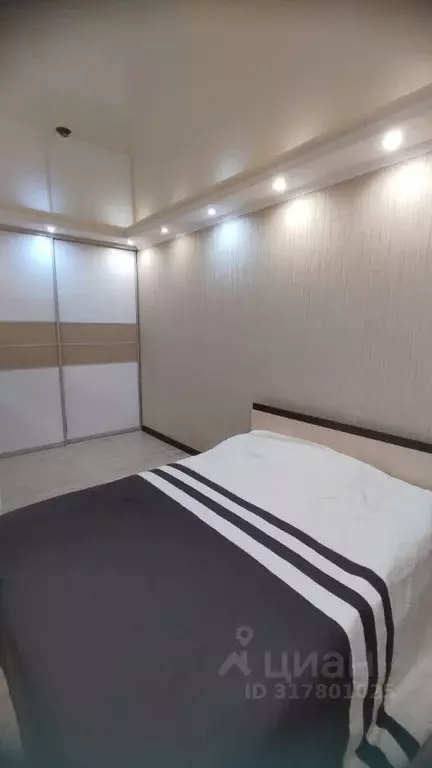 2-к кв. Свердловская область, Екатеринбург ул. Чкалова, 239 (65.0 м) - Фото 1