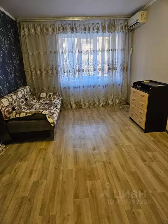 1-к кв. Саратовская область, Саратов Хабаровская ул., 25 (36.0 м) - Фото 0